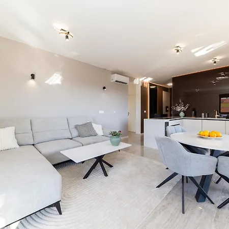 Apartmán Azure Vista By Belmont Realty *