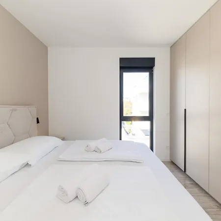 Azure Vista By Belmont Realty * Zadar