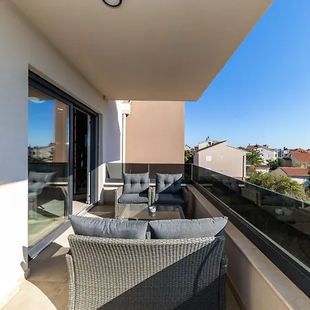 Azure Vista By Belmont Realty Apartmán Zadar